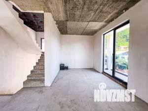 Коттедж 240м², 3-этажный, участок 4 сот.