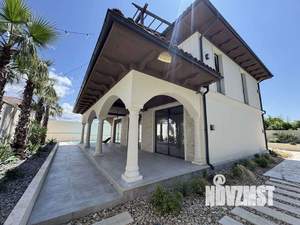 Дом 214м², 2-этажный, участок 7 сот.