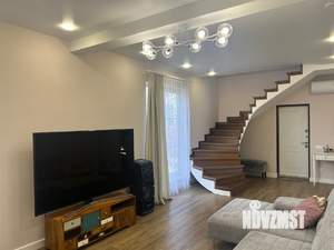 Коттедж 120м², 2-этажный, участок 5 сот.