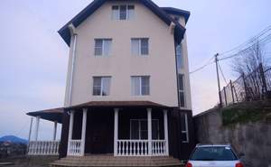 Дом 240м², 3-этажный, участок 9 сот.