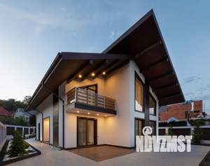 Коттедж 300м², 2-этажный, участок 6 сот.