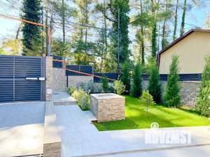 Дом 270м², 3-этажный, участок 10 сот.