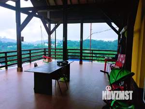 Дом 300м², 3-этажный, участок 5 сот.