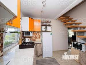 Дом 100м², 2-этажный, участок 9 сот.