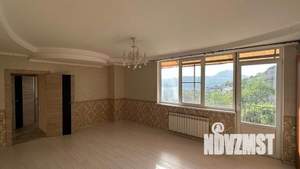 Дом 240м², 2-этажный, участок 10 сот.