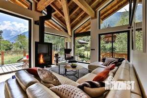 Дом 330м², 3-этажный, участок 13 сот.