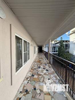 Дом 298м², 2-этажный, участок 4 сот.