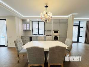 Дом 250м², 2-этажный, участок 8 сот.