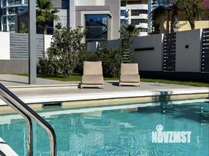 Дом 300м², 2-этажный, участок 10 сот.