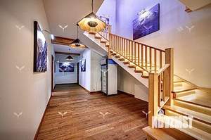 Дом 560м², 2-этажный, участок 11 сот.