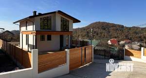 Дом 180м², 2-этажный, участок 5 сот.