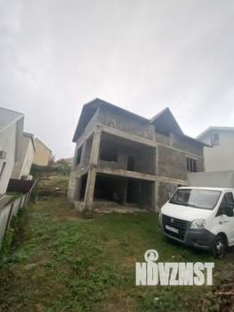 Дом 333м², 3-этажный, участок 9 сот.