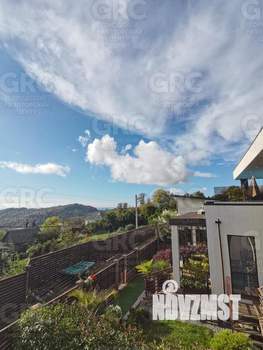 Коттедж 300м², 2-этажный, участок 5 сот.