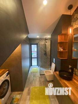 Дом 180м², 2-этажный, участок 4 сот.