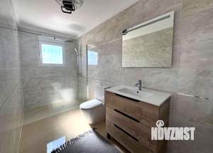Дом 350м², 2-этажный, участок 12 сот.