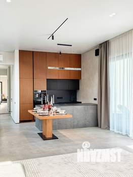 Дом 230м², 2-этажный, участок 5 сот.