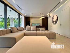 Дом 350м², 2-этажный, участок 10 сот.