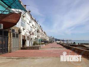 Таунхаус 222м², 3-этажный, участок 3 сот.