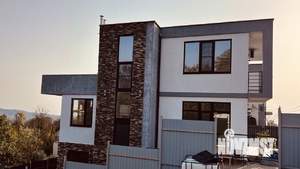 Дом 245м², 3-этажный, участок 4 сот.