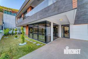 Дом 300м², 2-этажный, участок 6 сот.