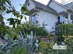 Дом 342м², 2-этажный, участок 15 сот.