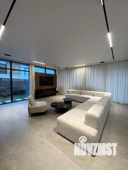 Дом 260м², 2-этажный, участок 6 сот.