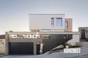 Дом 244м², 2-этажный, участок 4 сот.