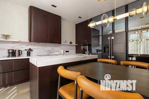 Дом 200м², 2-этажный, участок 6 сот.