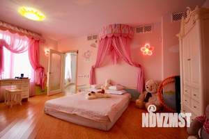 Дом 300м², 2-этажный, участок 10 сот.