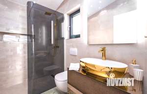 Дом 250м², 2-этажный, участок 5 сот.