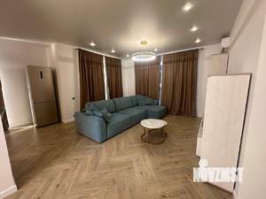 Дом 210м², 2-этажный, участок 7 сот.