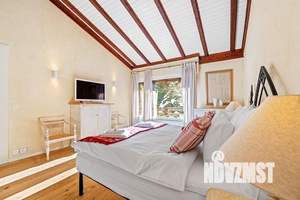 Дом 158м², 2-этажный, участок 13 сот.