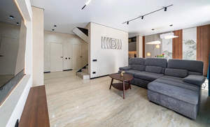 Дом 200м², 2-этажный, участок 6 сот.