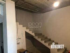 Дом 650м², 3-этажный, участок 12 сот.