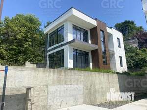 Дом 136м², 2-этажный, участок 4 сот.