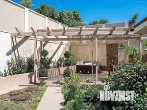 Дом 240м², 2-этажный, участок 8 сот.