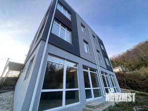 Дом 300м², 3-этажный, участок 8 сот.