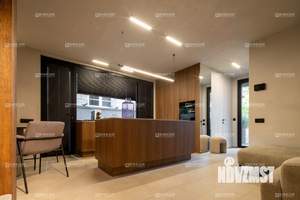 Дом 120м², 3-этажный, участок 3 сот.