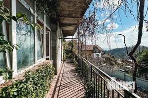 Дом 290м², 4-этажный, участок 6 сот.