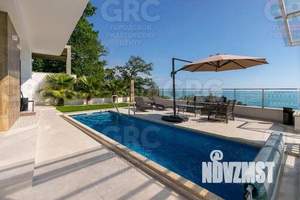 Дом 267м², 2-этажный, участок 6 сот.