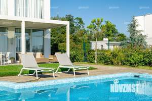 Дом 350м², 3-этажный, участок 42 сот.