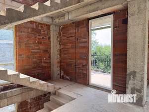 Дом 174м², 3-этажный, участок 5 сот.