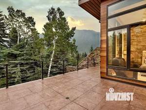 Дом 180м², 2-этажный, участок 6 сот.