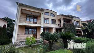 Дом 150м², 3-этажный, участок 4 сот.