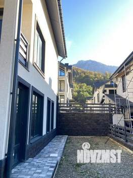 Дом 219м², 3-этажный, участок 4 сот.