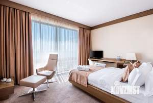 Дом 400м², 3-этажный, участок 12 сот.