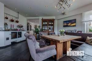 Дом 420м², 3-этажный, участок 11 сот.