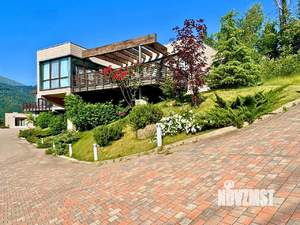 Дом 200м², 2-этажный, участок 5 сот.