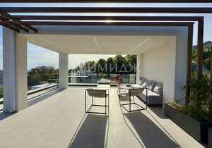 Дом 240м², 2-этажный, участок 5 сот.