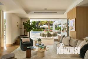 Дом 780м², 2-этажный, участок 25 сот.